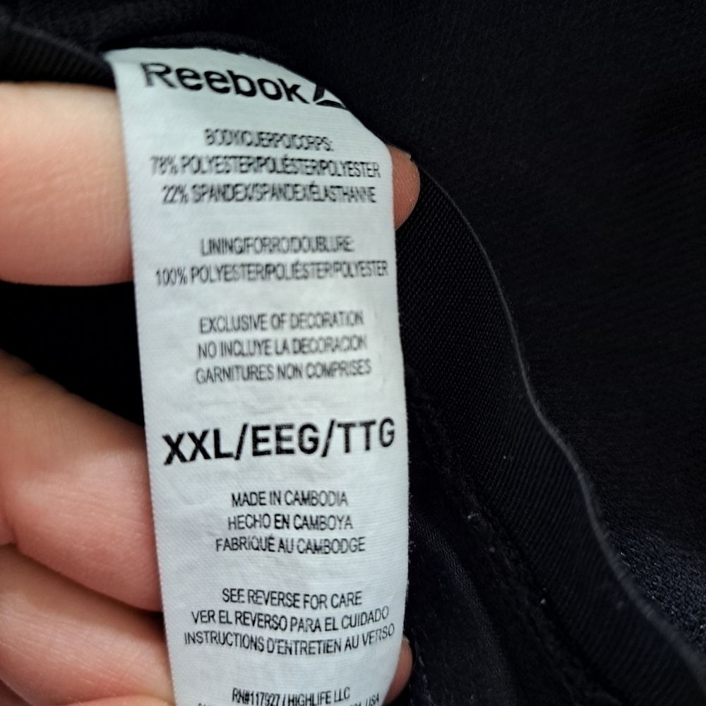 Reebok Women's 2XL Cropped Bra Tank Removable Cupps Black White Athleisure - Picture 3 of 6
